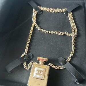 Perfume Necklace Metal Gold / Pearl